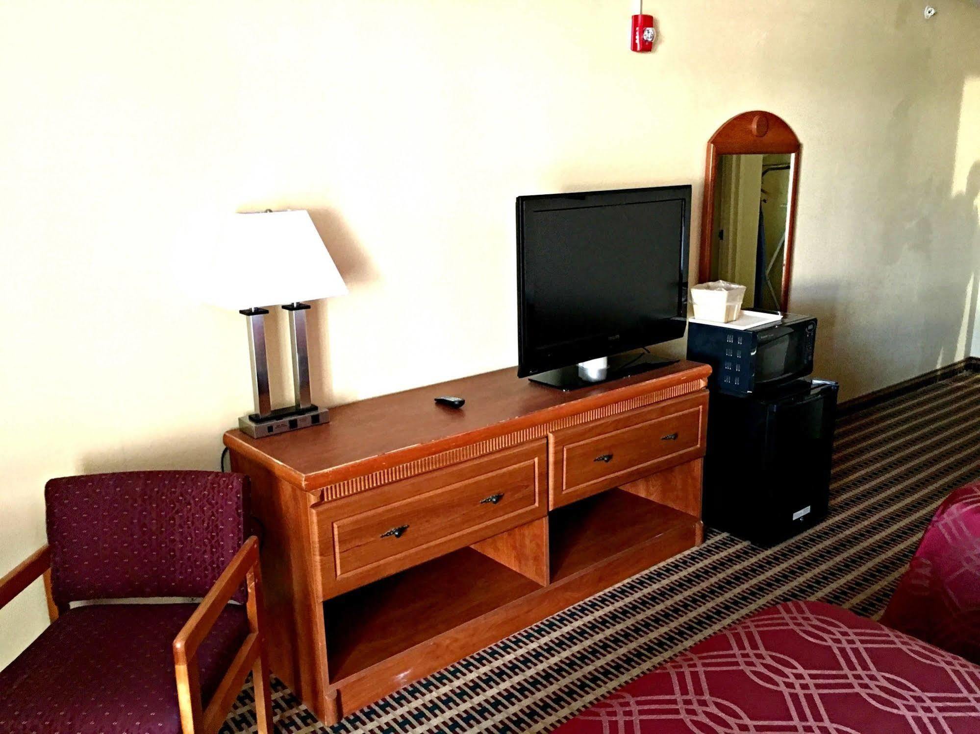 Oyo Hotel Chattanooga East Ridge - 5 Mi From Erlanger East Hospital Exteriör bild